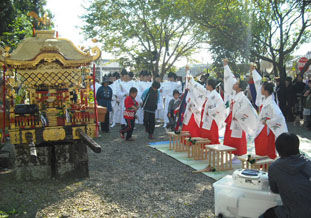 秋神祭 札場
